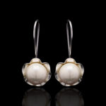 Silver pearl Earrings