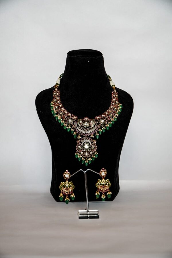 Brass jewellery set