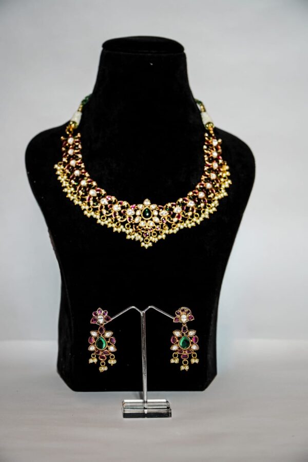Brass jewellery set